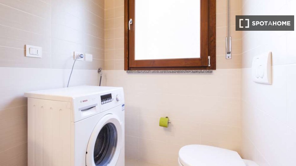 Immagine 12 di Camera condivisa in affitto  in Via Privata San Martiniano Milan a Milano