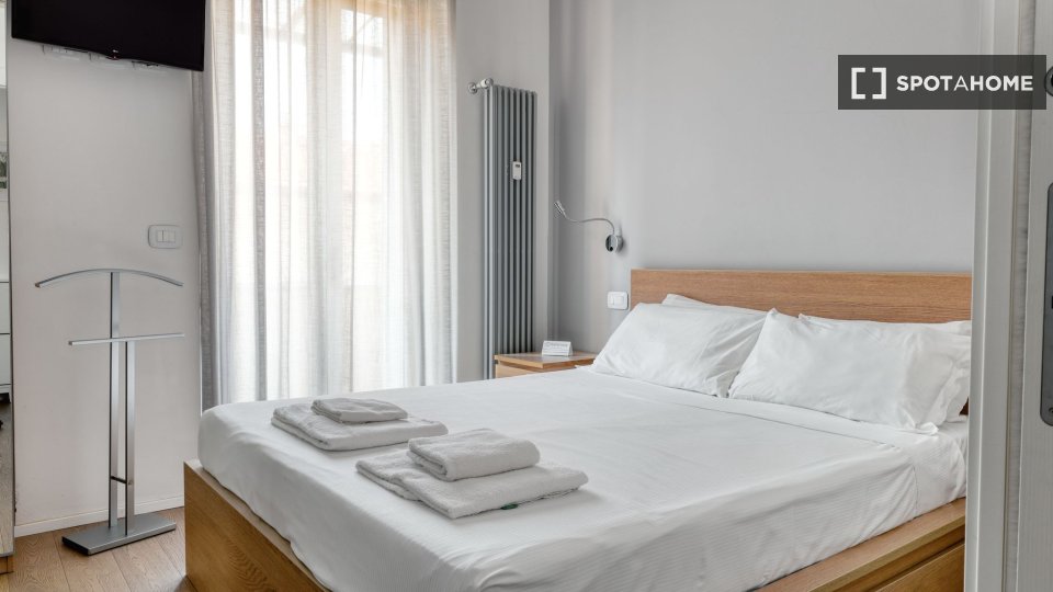 Immagine 4 di Appartamento in affitto  in Via Tortona a Milano