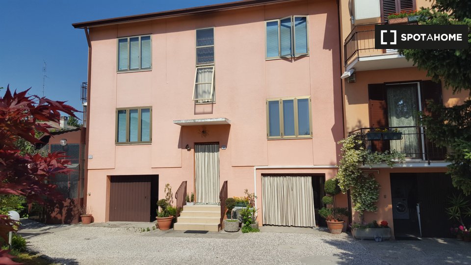 Immagine 7 di Camera condivisa in affitto  in Via Plebiscito a Padova