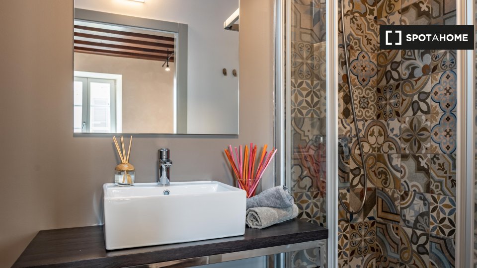 Immagine 14 di Camera condivisa in affitto  in Via Paganini a Rovereto