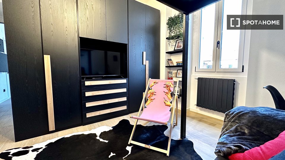 Immagine 1 di Appartamento in affitto  in Via Nicola Palmieri a Milano