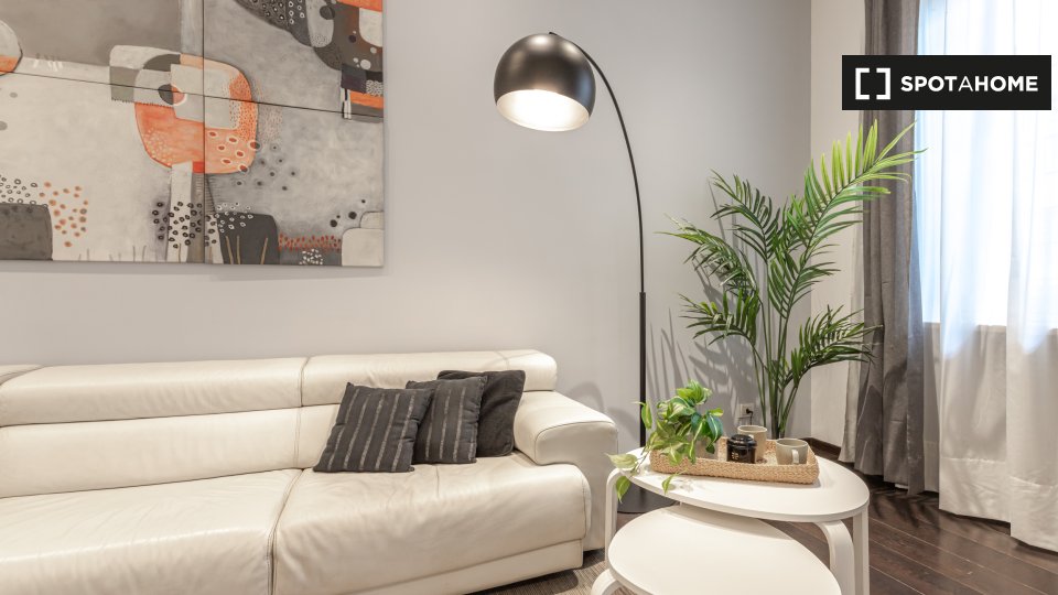 Immagine 11 di Appartamento in affitto  in Via Archimede a Roma