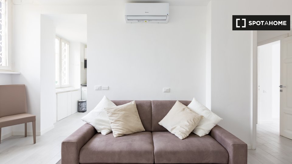 Immagine 5 di Appartamento in affitto  in Passeggiata di Ripetta a Roma