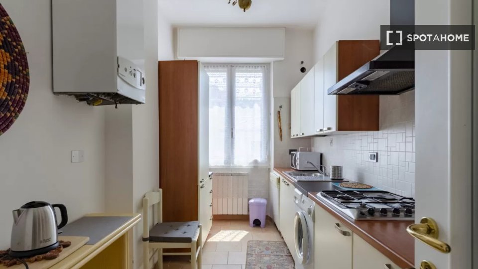 Immagine 8 di Appartamento in affitto  in Via Mons. Cesare Boccoleri a Rapallo