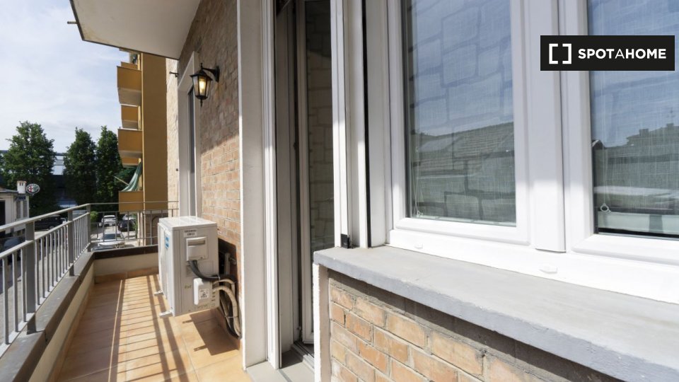 Immagine 9 di Appartamento in affitto  in Via Pasubio a Bologna