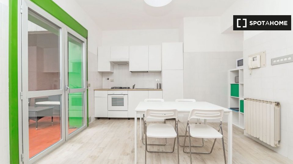 Immagine 8 di Camera condivisa in affitto  in Via del Ponte All'Asse a Firenze