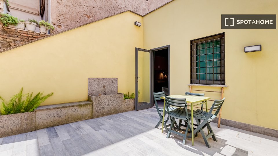 Immagine 13 di Appartamento in affitto  in Via Caltanissetta a Roma