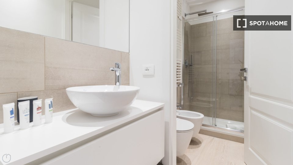 Immagine 16 di Appartamento in affitto  in Via Vincenzo Monti a Milano