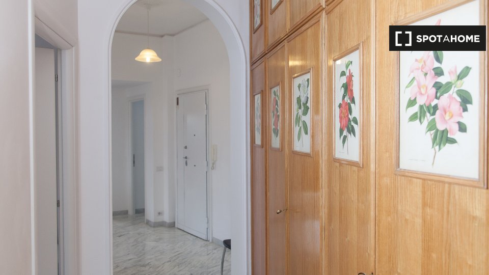 Immagine 7 di Appartamento in affitto  in Via Guido Guinizelli, 00152 Roma RM, Italy a Roma