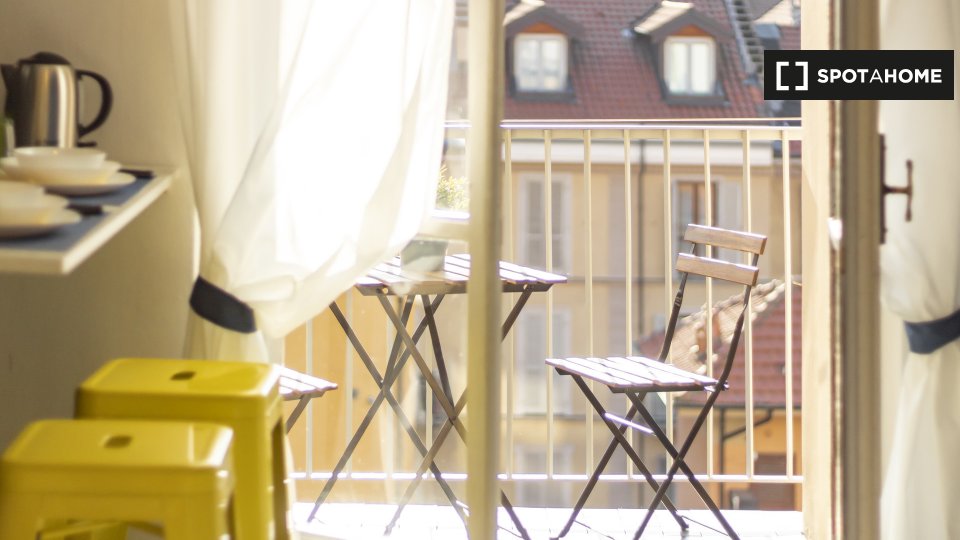 Immagine 12 di Camera condivisa in affitto  in Corso Massimo d'Azeglio a Torino