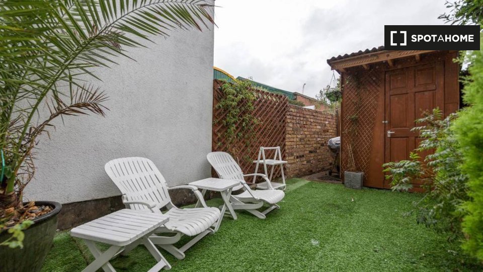 Immagine 8 di Ufficio in affitto  in Watford General Suites GFF Apartment a Watford