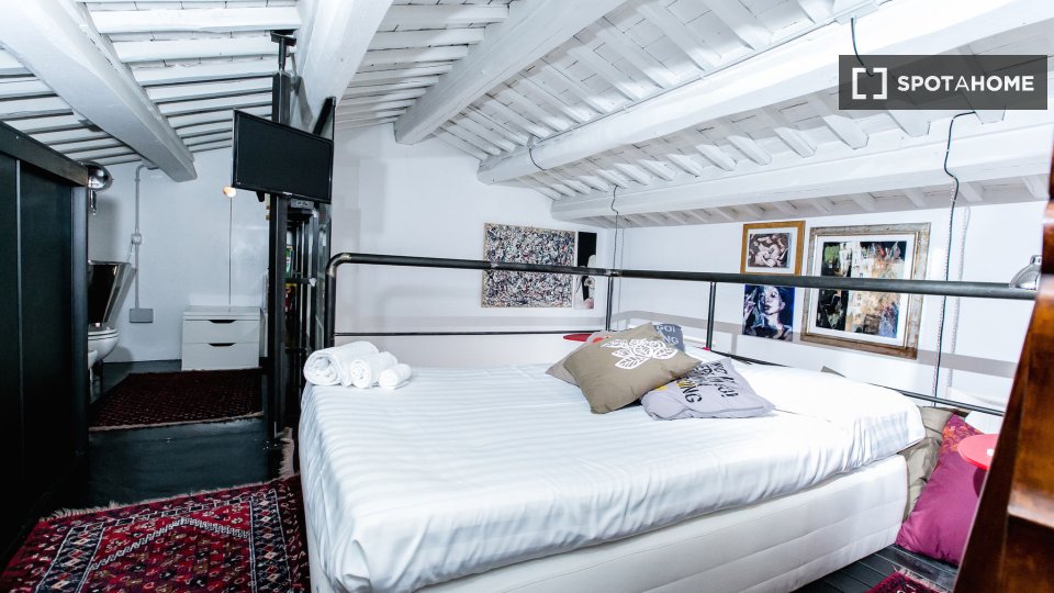 Immagine 16 di Appartamento in affitto  in Via del Porto a Roma