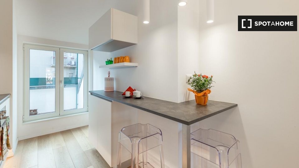 Immagine 9 di Appartamento in affitto  in Viale Papiniano a Milano