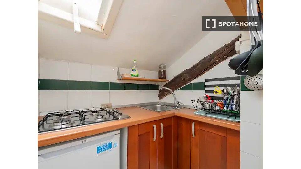 Immagine 14 di Ufficio in affitto  in Via Pietro Custodi a Milano