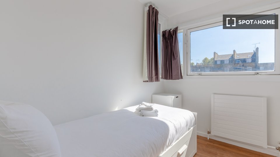 Immagine 18 di Appartamento in affitto  in flat a 