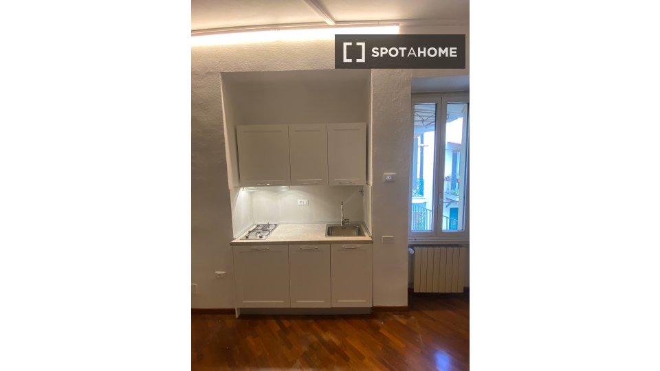 Immagine 5 di Ufficio in affitto  in Via Bixio a Roma