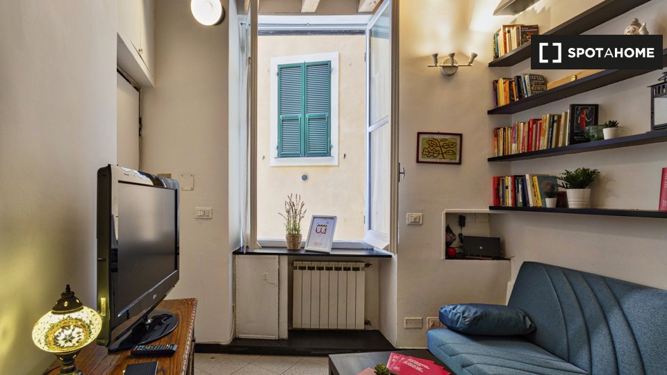 Immagine 4 di Appartamento in affitto  in Salita di Santa Maria di Castello a Genova