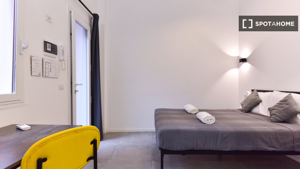 Immagine 1 di Ufficio in affitto  in Via Fanfulla da Lodi a Roma