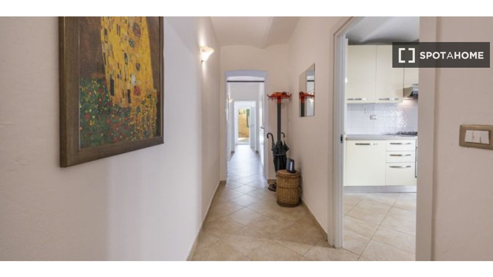 Immagine 14 di Appartamento in affitto  in Via della Mattonaia a Firenze