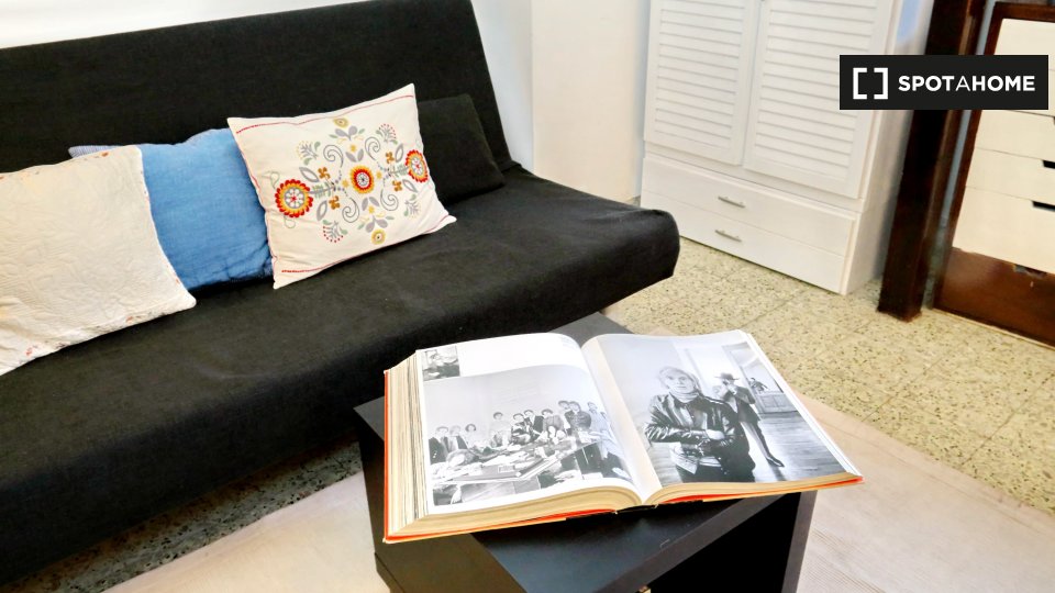 Immagine 7 di Ufficio in affitto  in Via Garibaldi a Roma