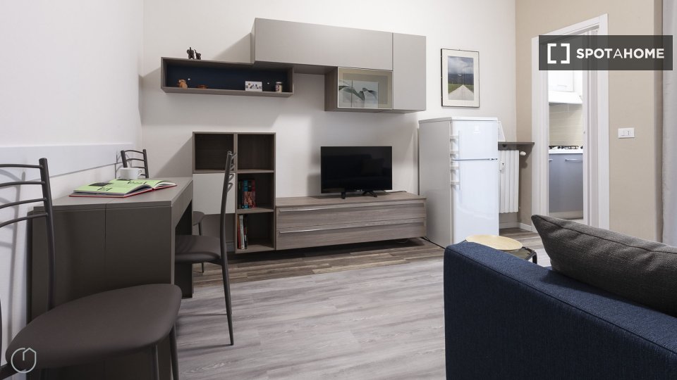 Immagine 5 di Appartamento in affitto  in Via Policarpo Petrocchi a Milano