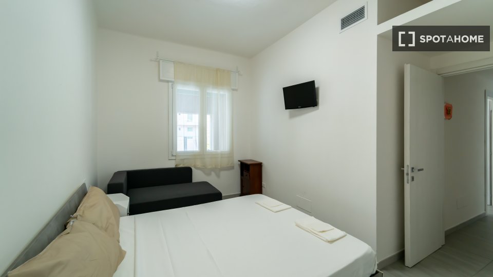 Immagine 6 di Appartamento in affitto  in Via Aurelio Saffi a Bologna