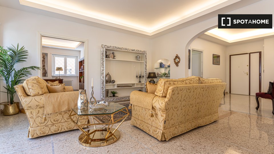 Immagine 12 di Appartamento in affitto  in Via Genserico Fontana a Roma