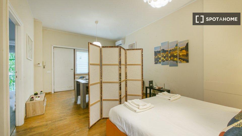 Immagine 14 di Ufficio in affitto  in Via Luigi Rizzo a Roma