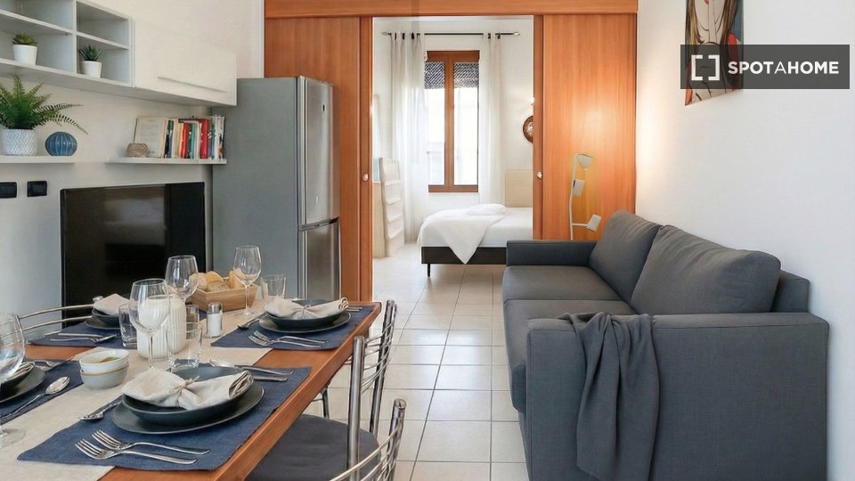 Immagine 2 di Appartamento in affitto  in Via Celeste Clericetti a Milano