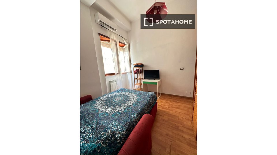 Immagine 14 di Appartamento in affitto  in Via Campello sul Clitunno a Roma