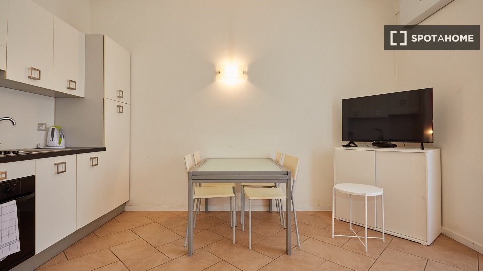 Immagine 3 di Appartamento in affitto  in Via Broglio a Milano