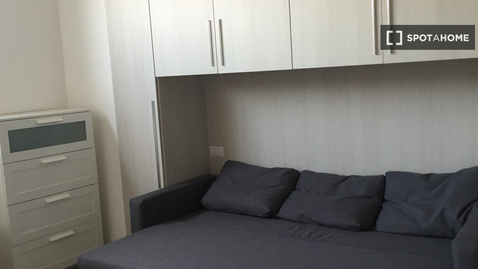 Immagine 3 di Ufficio in affitto  in Via Privata Carlo Montanari a Milano