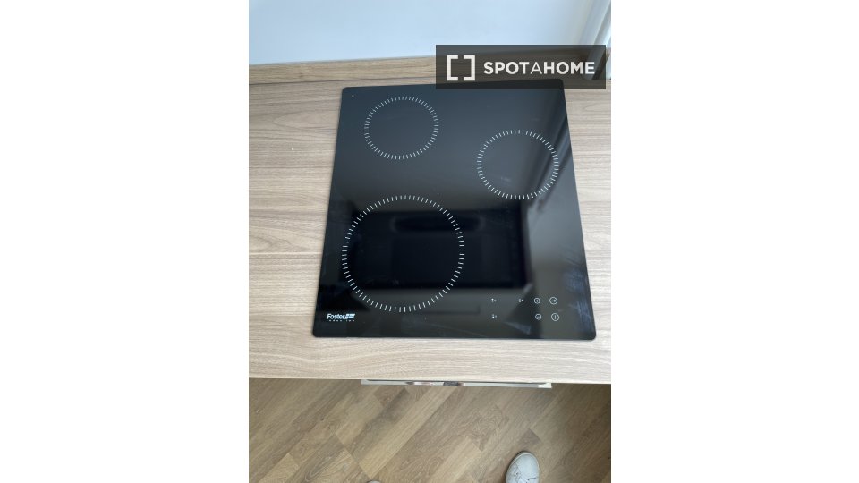 Immagine 4 di Ufficio in affitto  in Via Giambellino a Milano