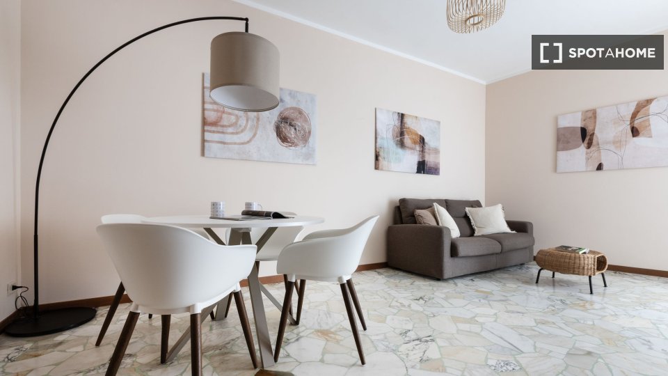 Immagine 4 di Appartamento in affitto  in Viale Campania a Milano