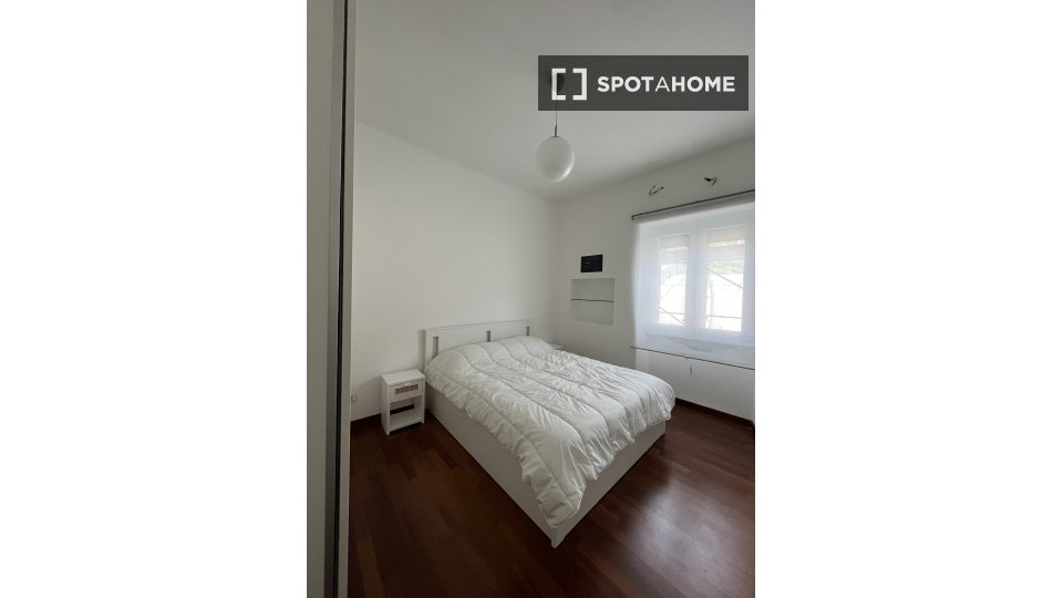 Immagine 11 di Appartamento in affitto  in Via Muzio Attendolo a Roma