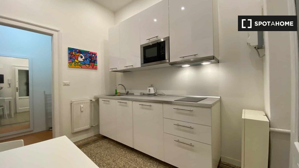 Immagine 5 di Appartamento in affitto  in Via Trebbia a Milano