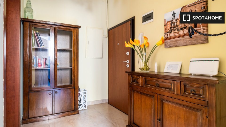 Immagine 11 di Appartamento in affitto  in Viale della Repubblica a Bologna