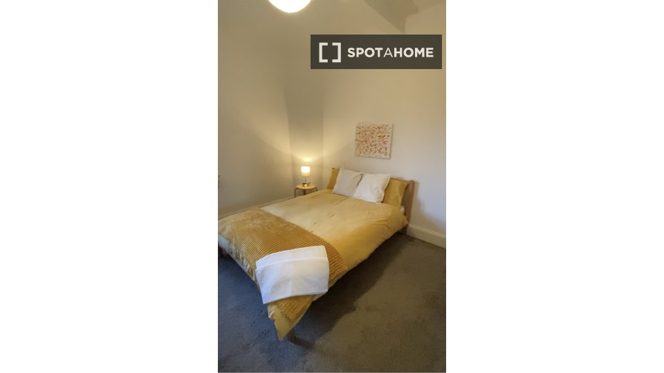 Immagine 14 di Camera condivisa in affitto  in -6 Clearburn Gardens a Liberton and Craigmillar