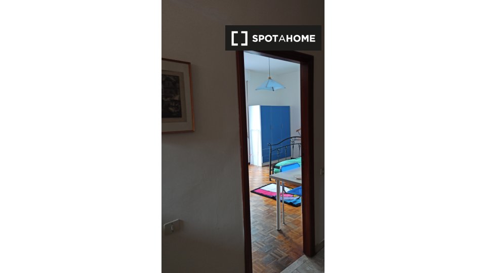 Immagine 2 di Camera condivisa in affitto  in Via del Beato Egidio a Perugia