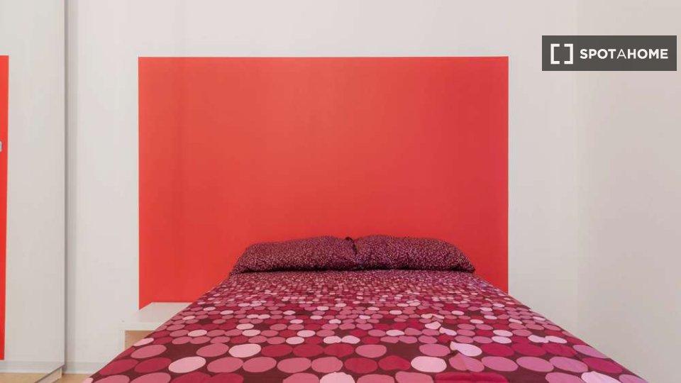 Immagine 1 di Camera condivisa in affitto  in Via Lentasio a Milano