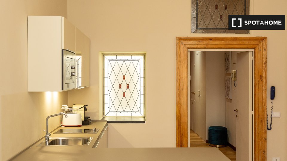 Immagine 11 di Appartamento in affitto  in Via Frattina a Roma