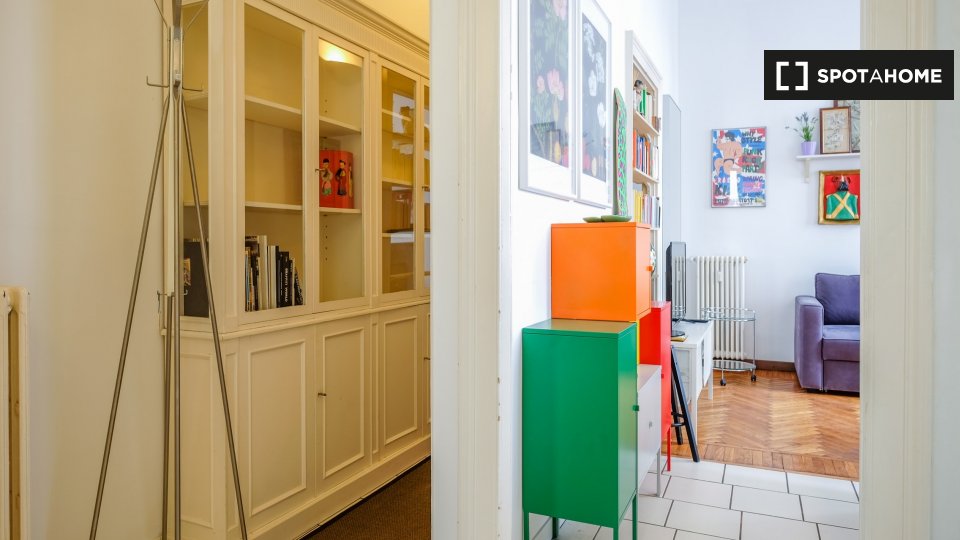 Immagine 18 di Appartamento in affitto  in Via Pietro Calvi, 20129 Milano MI, Italy a Milano