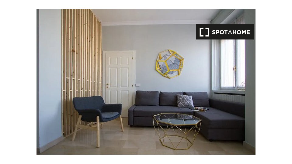 Immagine 5 di Appartamento in affitto  in Via dei Piatti a Milano