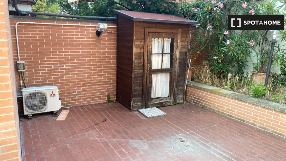 Immagine 12 di Appartamento in affitto  in Via Elio Bernardi a Bologna