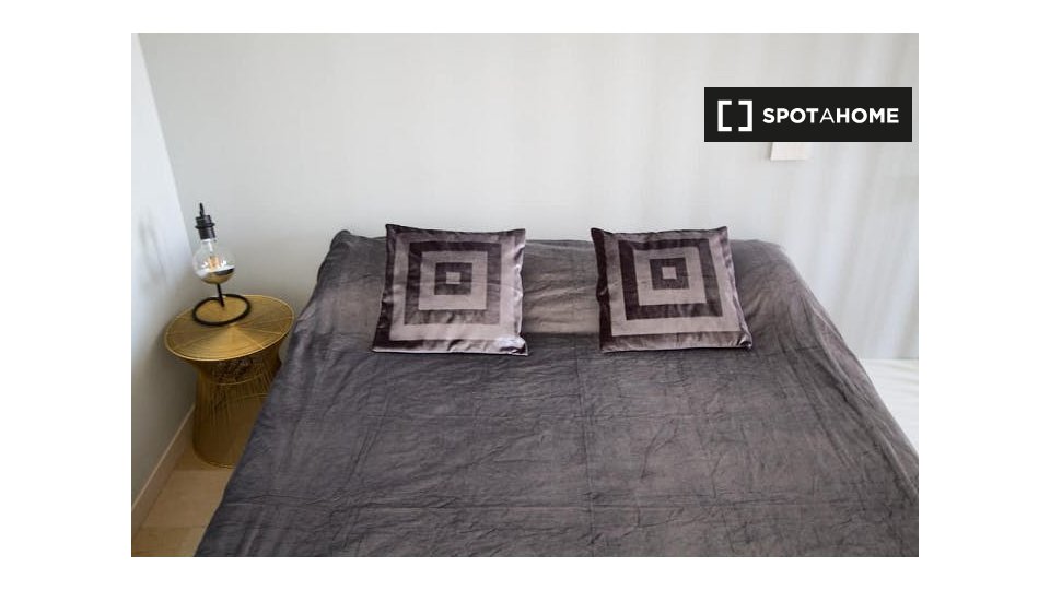 Immagine 6 di Appartamento in affitto  in Via dei Piatti a Milano