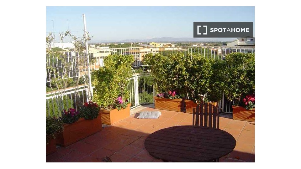 Immagine 1 di Appartamento in affitto  in Via Oletta a Roma