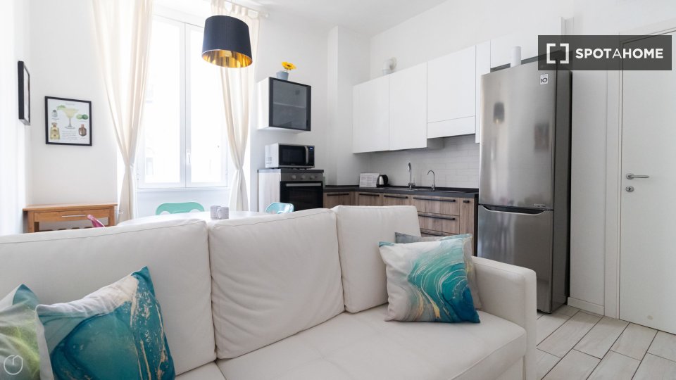 Immagine 17 di Appartamento in affitto  in Via Arbe a Milano