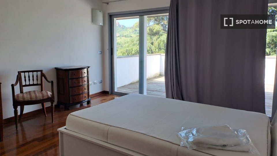 Immagine 3 di Appartamento in affitto  in Via Francesco Orsoni a Bologna