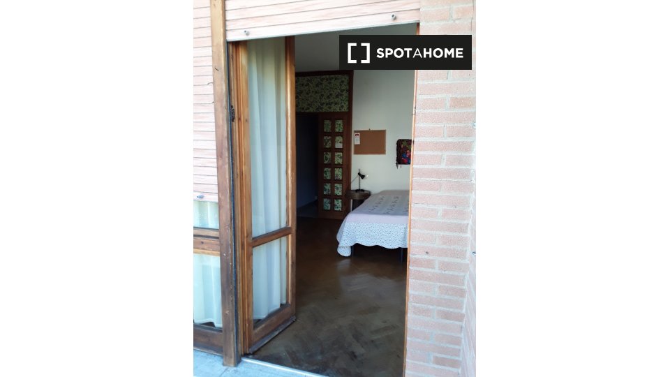 Immagine 6 di Camera condivisa in affitto  in Via del Beato Egidio a Perugia