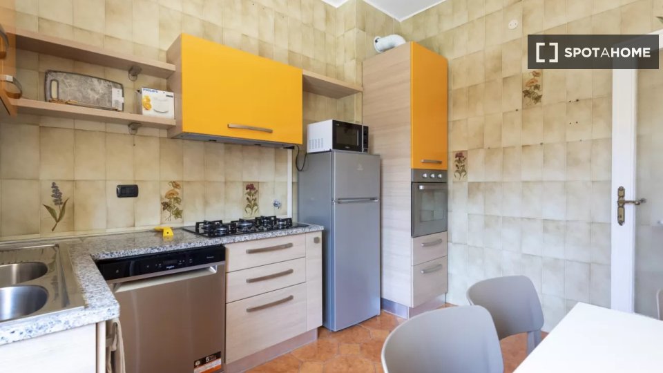 Immagine 5 di Appartamento in affitto  in Via Maggio Veroggio a Rapallo